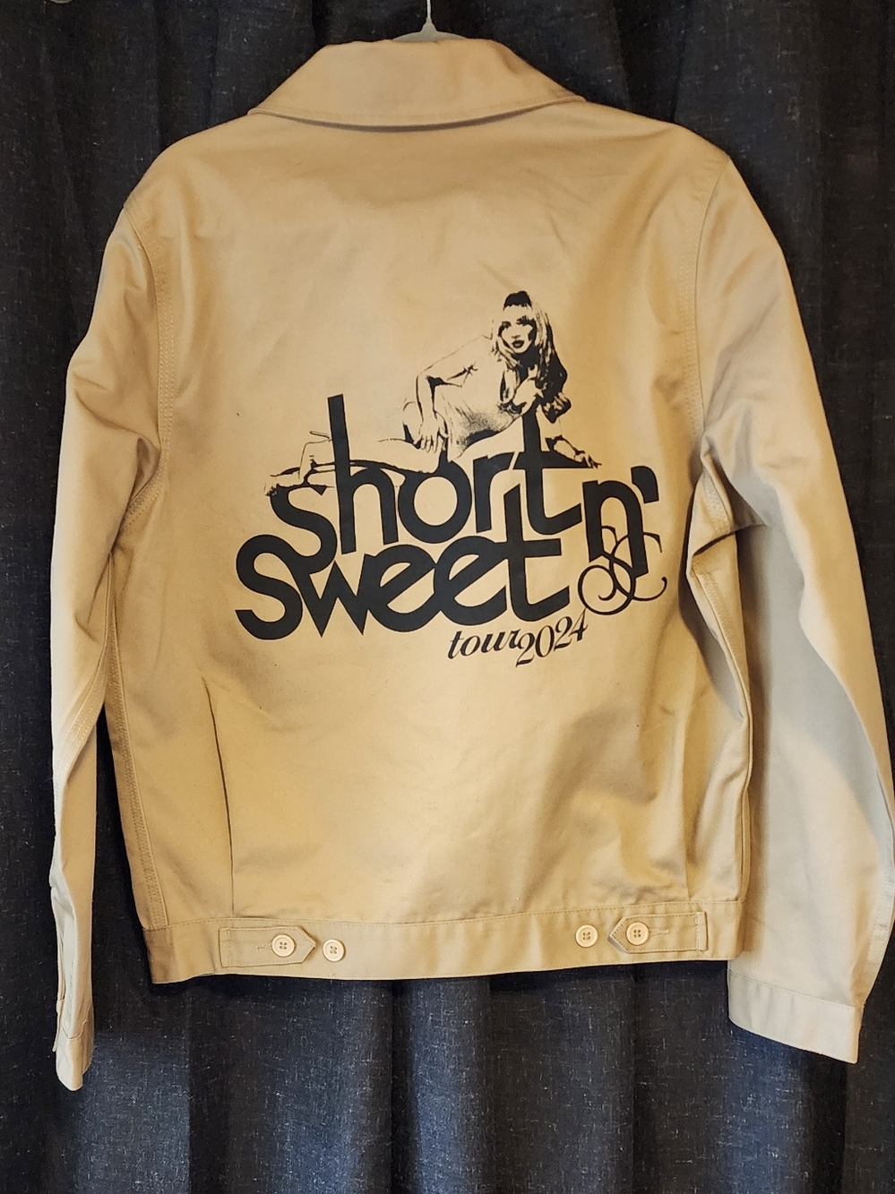 Short n' Sweet Khaki Utility Jacket with Patch Details - Picture 3 of 3